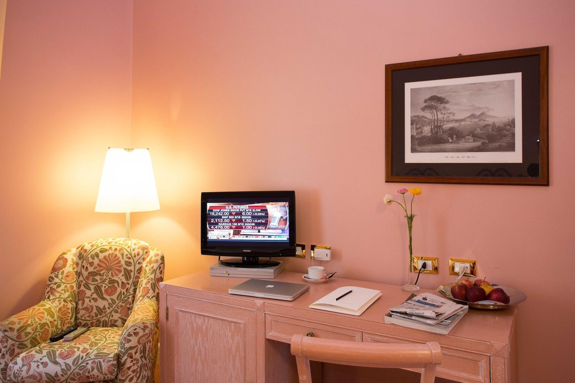 Hotel Costantinopoli 104 Napoli