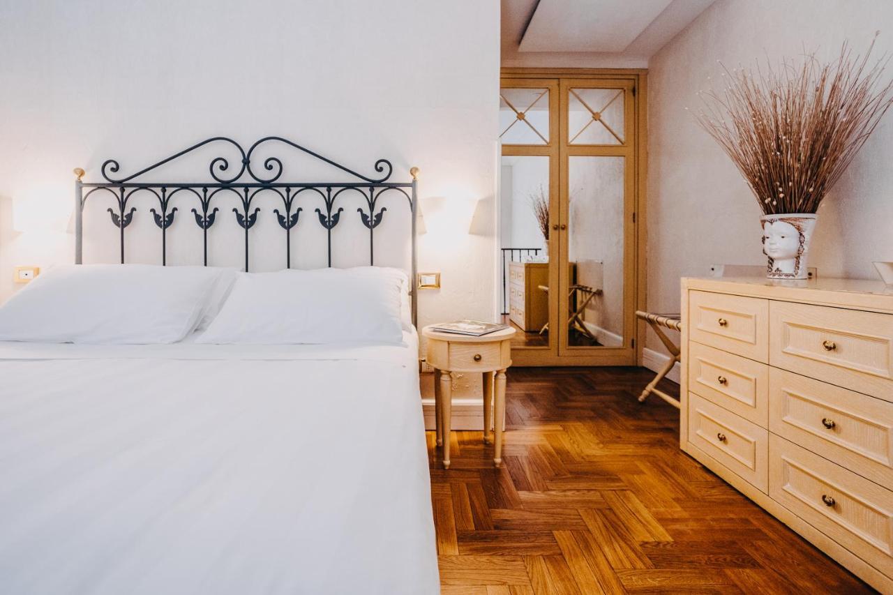 Hotel Costantinopoli 104