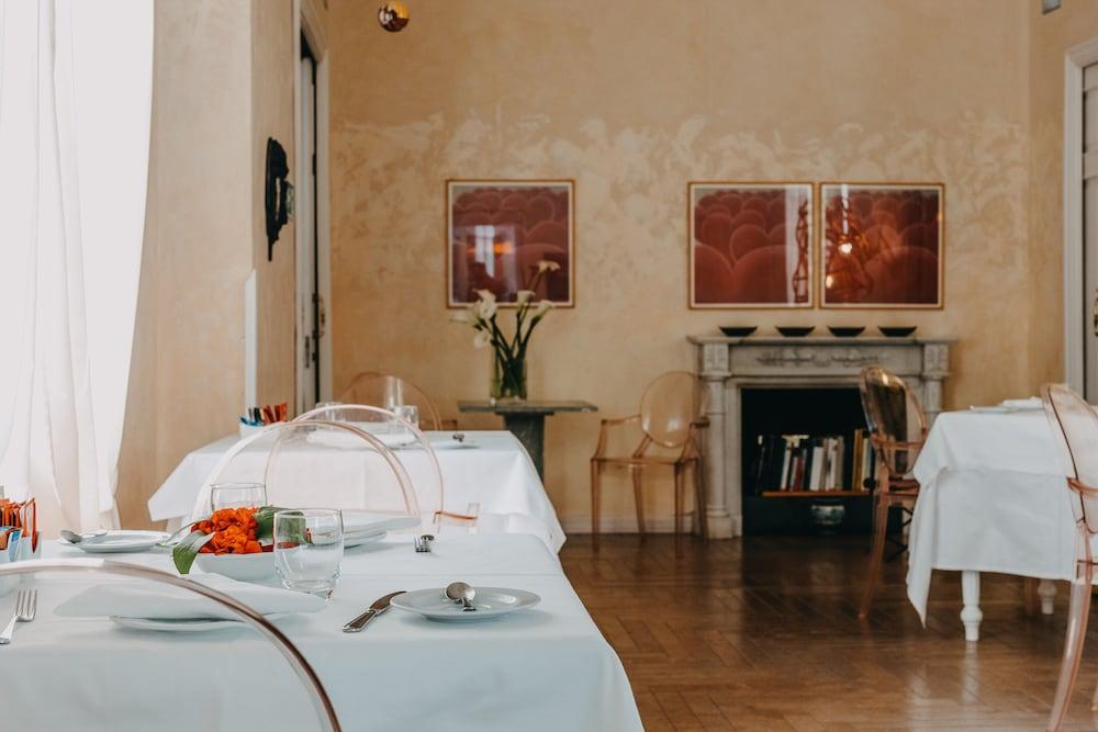 Hotel Costantinopoli 104 Napoli